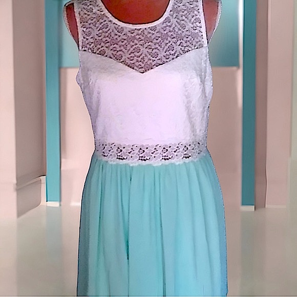 I.N. San Francisco Mint Green and White Lace Shift Dress (Large) - Picture 2 of 11